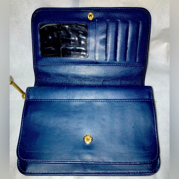 Wallet - Picture 5 of 8